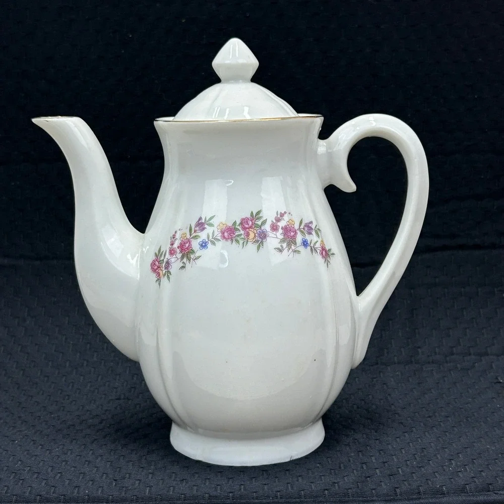 Vintage Japan White Porcelain Floral Teapot Gold Trim‎ Ribbed Tea Pot with Lid